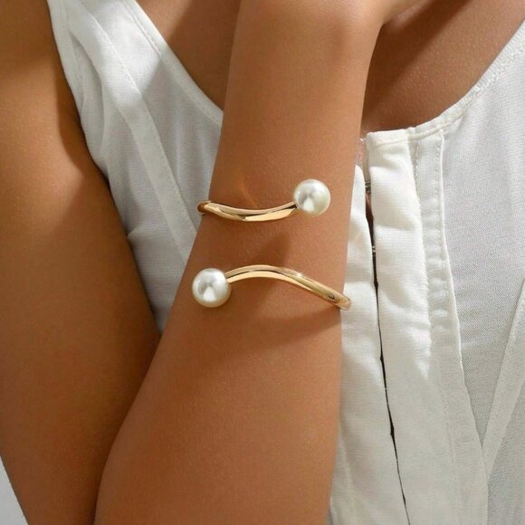 Faux Pearl Elegant Braclet - Picture 3 of 5